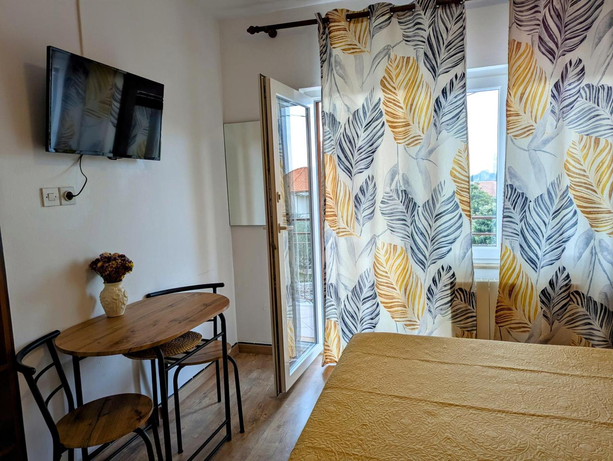 Apartments Ada Rovinj Exterior photo